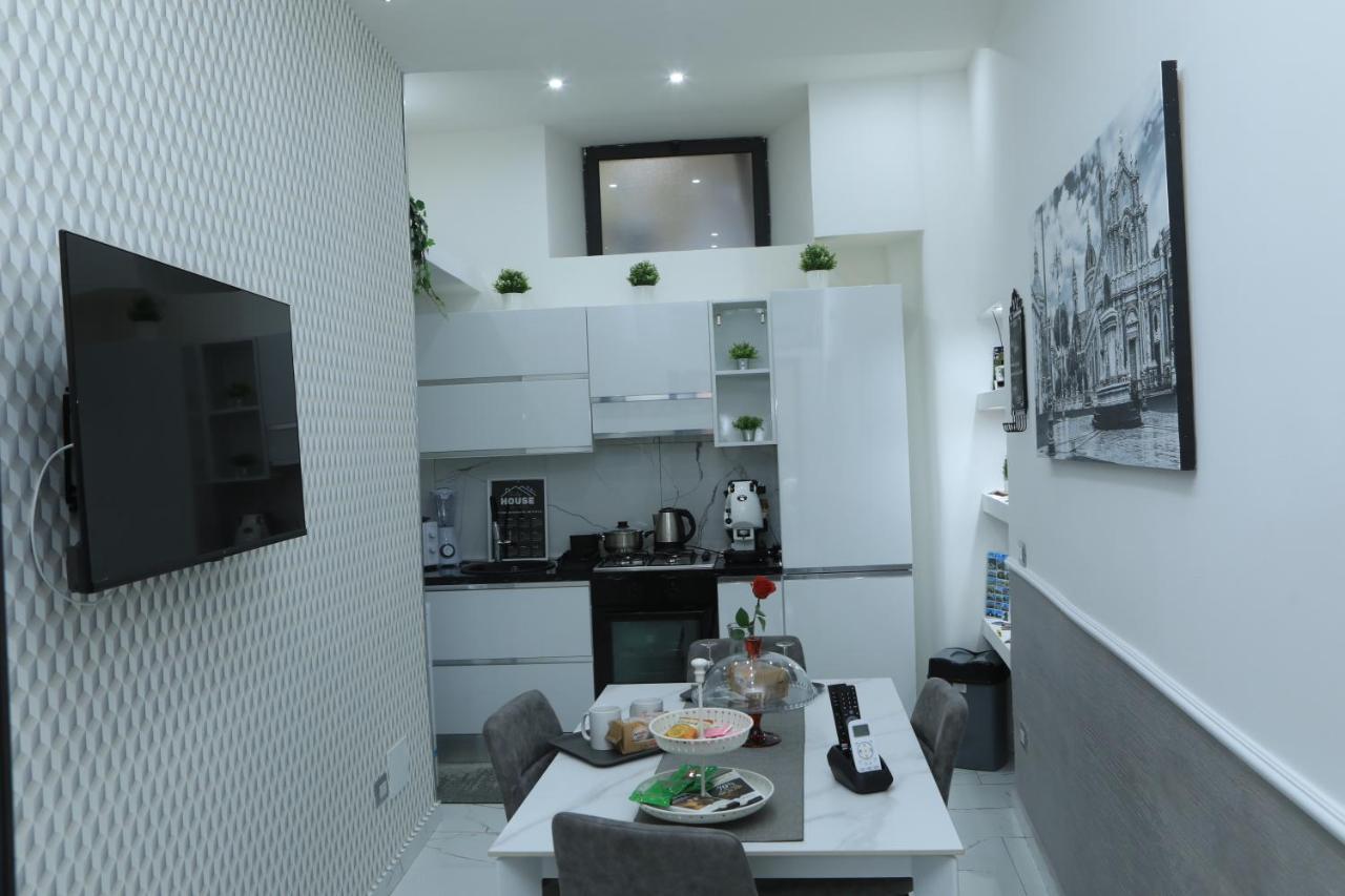 Santi House Apartamento Catânia Exterior foto
